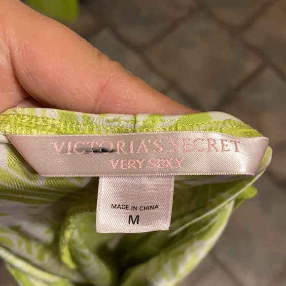 Victoria’s Secret Very Sexy top - Picture 4 of 4